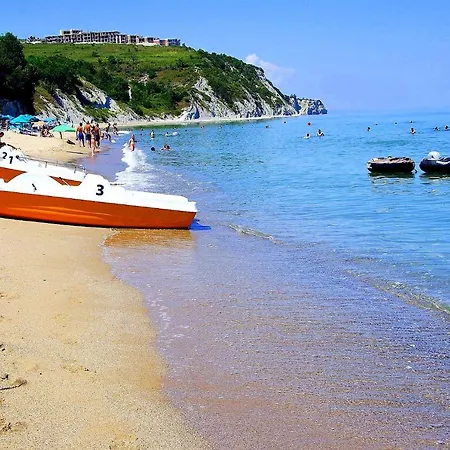 виста клиф - Byala Vista Cliff 4* Бяла