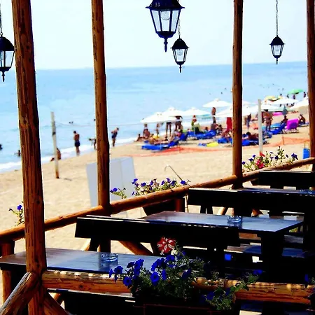 виста клиф - Byala Vista Cliff Ξενοδοχείο με διαμερίσματα Byala (Varna)