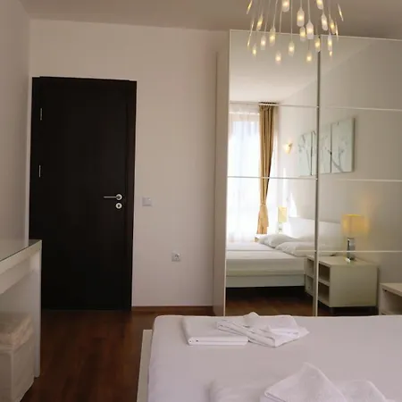 Apartmanhotel виста клиф - Byala Vista Cliff 4*