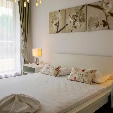 Apartmanhotel виста клиф - Byala Vista Cliff 4*