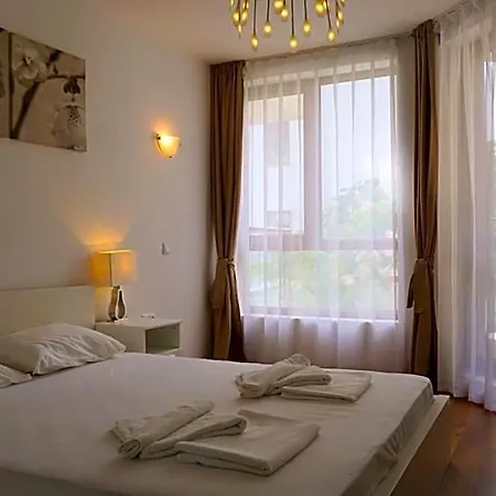 виста клиф - Byala Vista Cliff Апарт-готель 4*